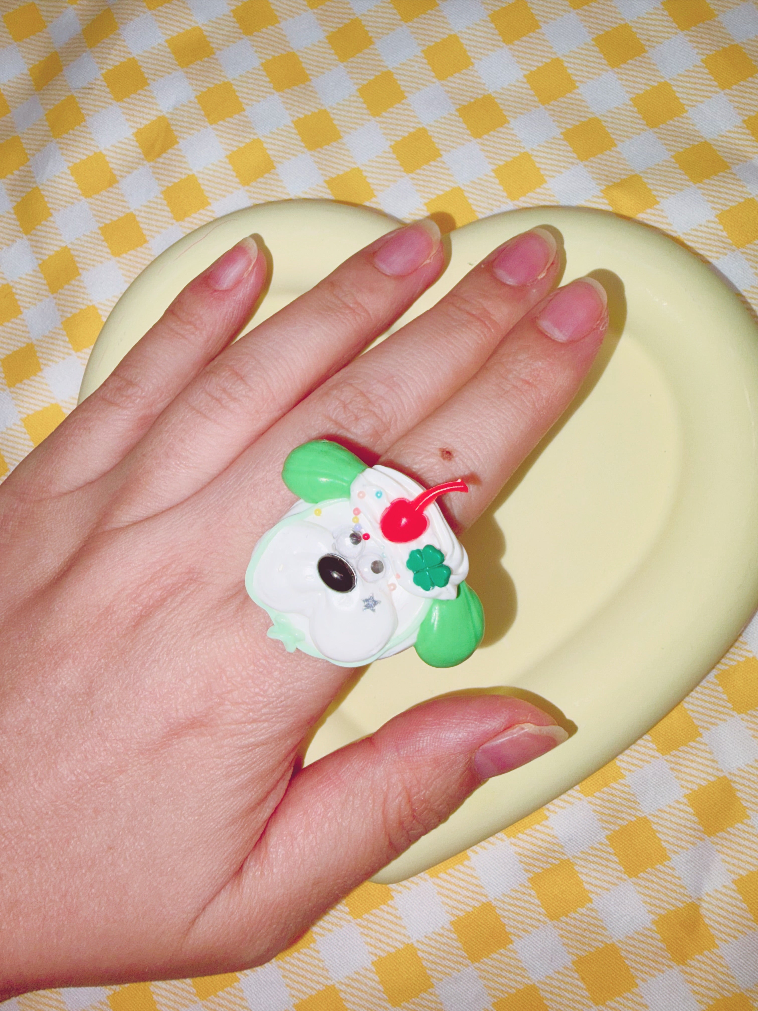 TimeMachine | Creamy Dog Ring