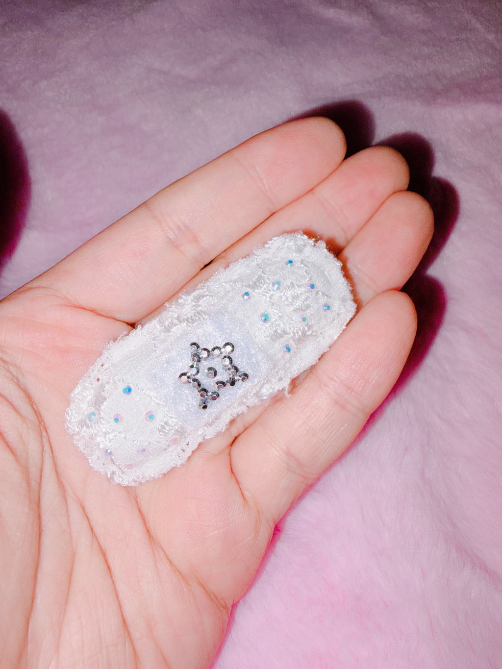 Riluet | Handmade Bandaid Hairpin