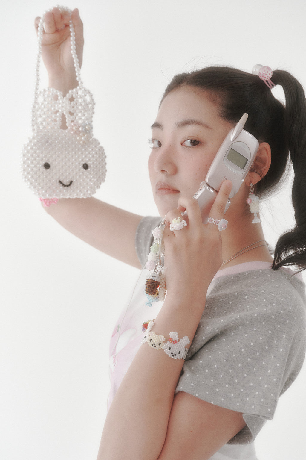 SWINGSET | [X YOUNGART] KIDDY Beads Mini Bag (White)