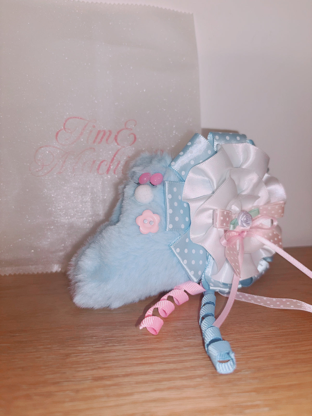TimeMachine | Handmade Beauty Snail Keychain