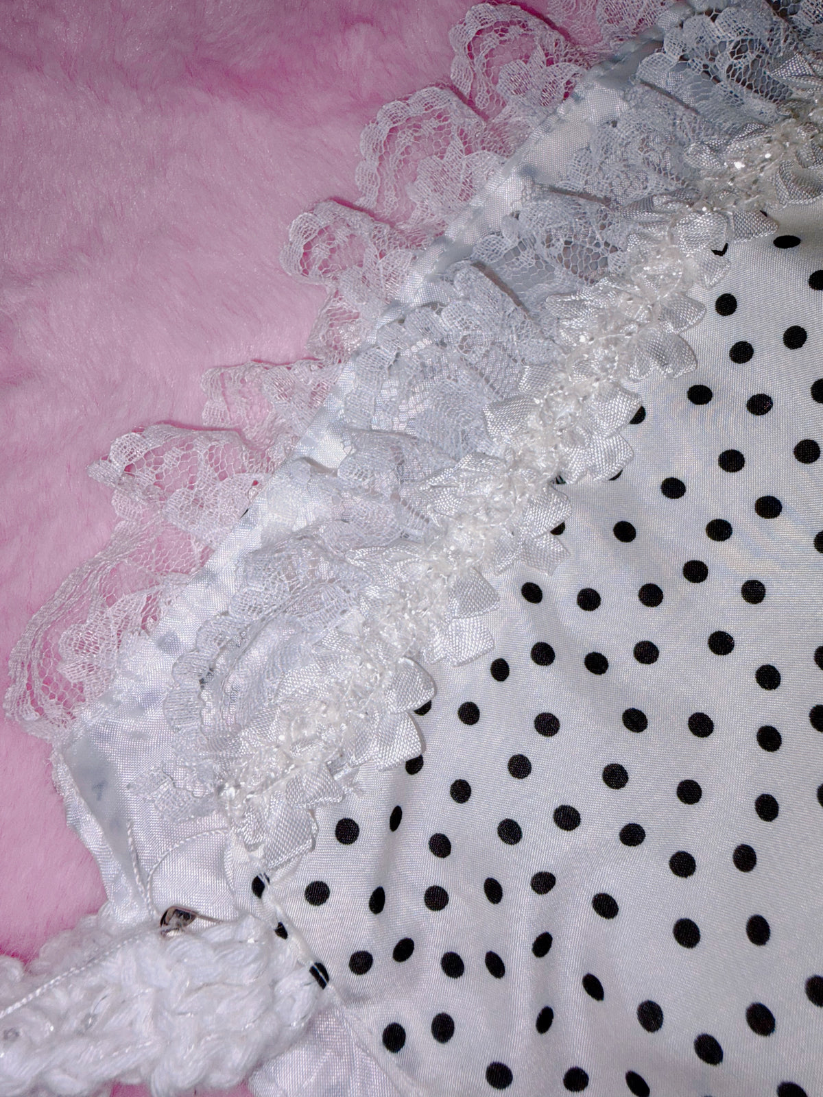 Riluet | Handmade White Dotted Hat
