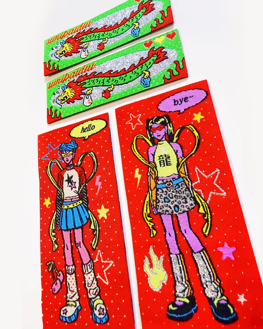 SUNIPAIDUI | Dragon and Alien Girls Fabric Sticker Set
