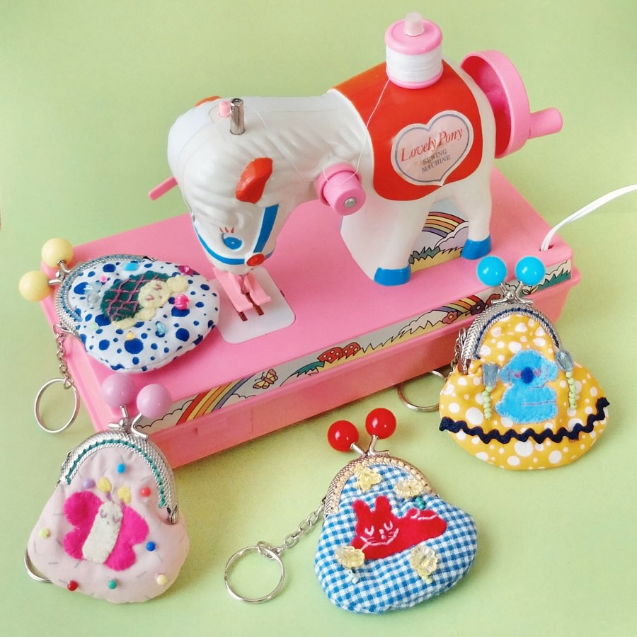 Momomeronn桃甜瓜 | Handmade Fabric Pouch Keychain