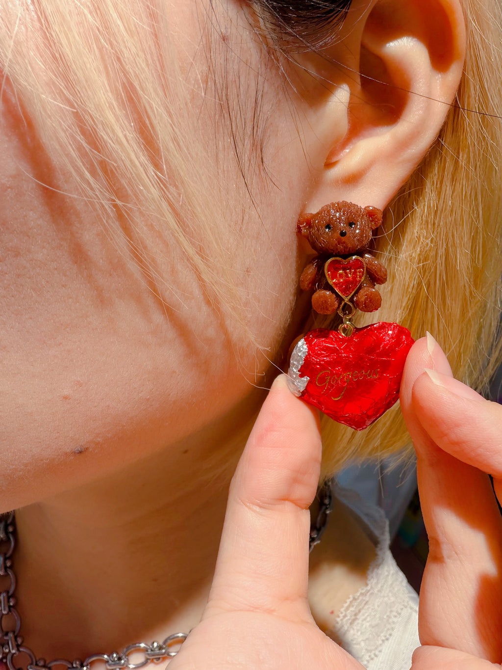 annuipapa | Red Heart Bear Earrings