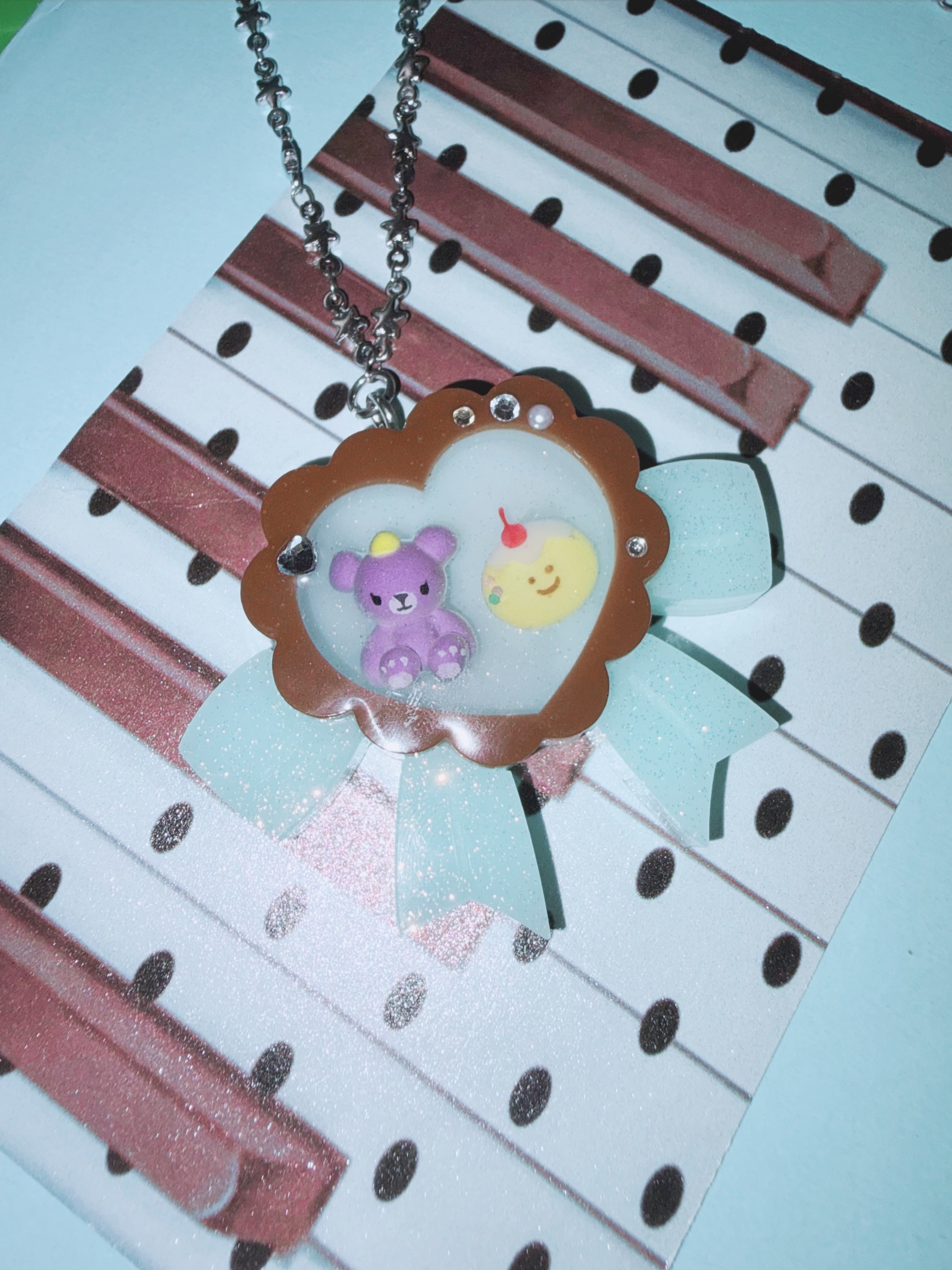 galog | Handmade Acrylic Necklace - Mint Ribbon