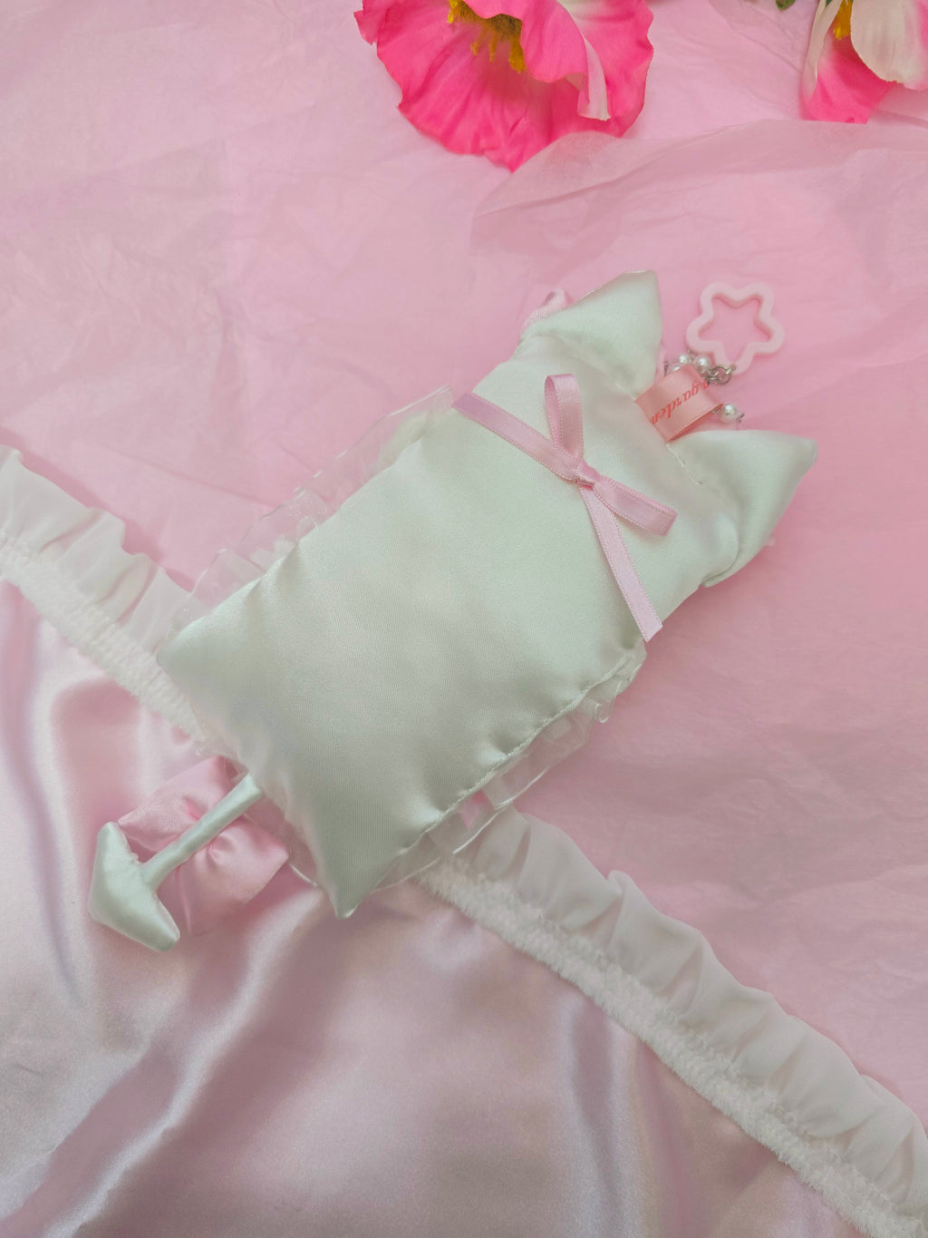 문어가든 | Fluffy Cardholder (White Kitty)