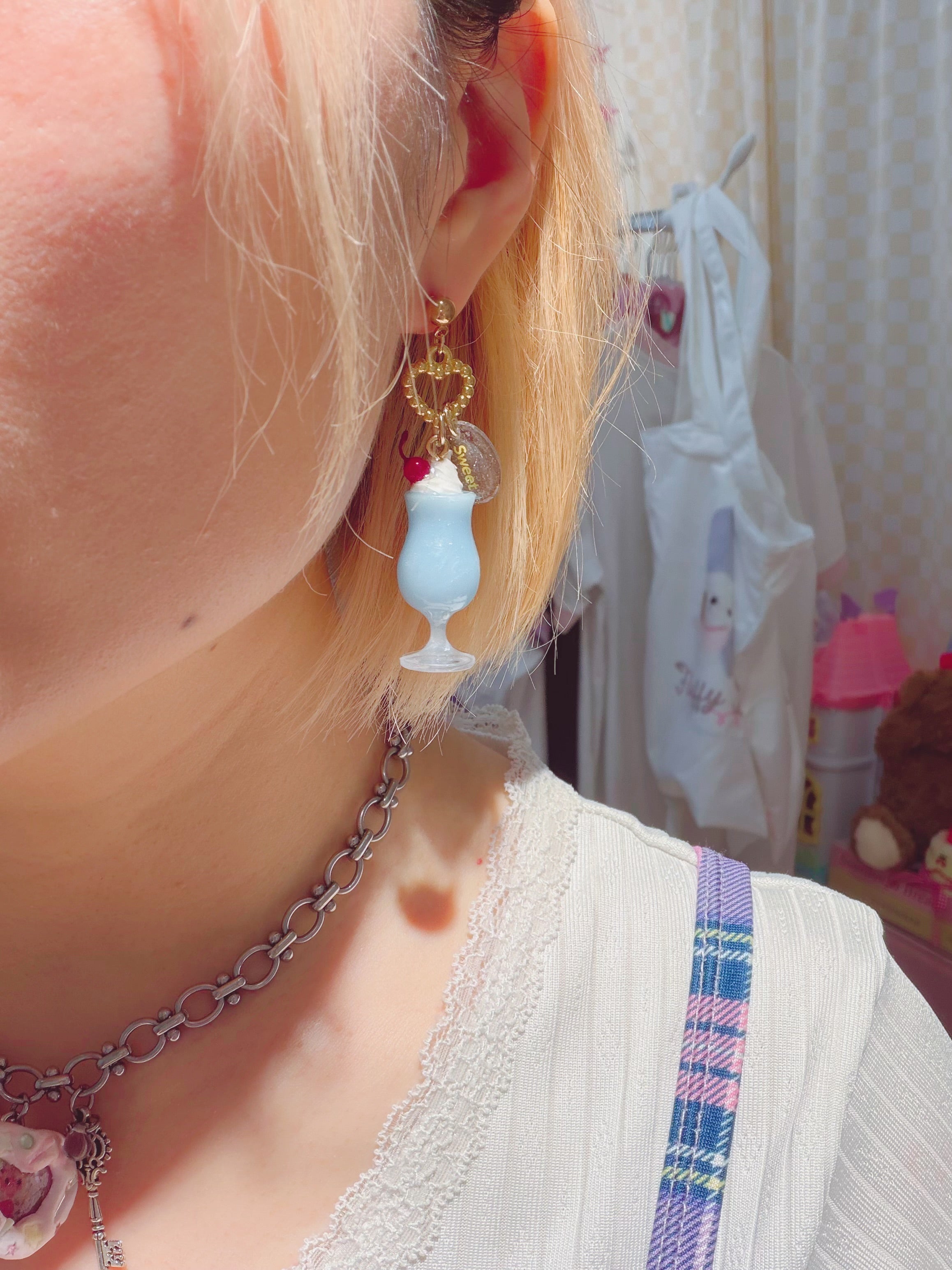 annuipapa | Retro Soda Earrings