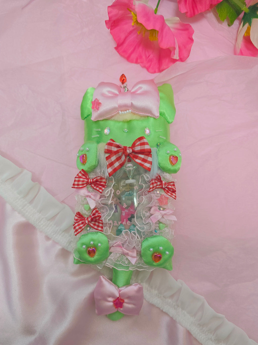 문어가든 | Fluffy Cardholder (Lime Kitty)