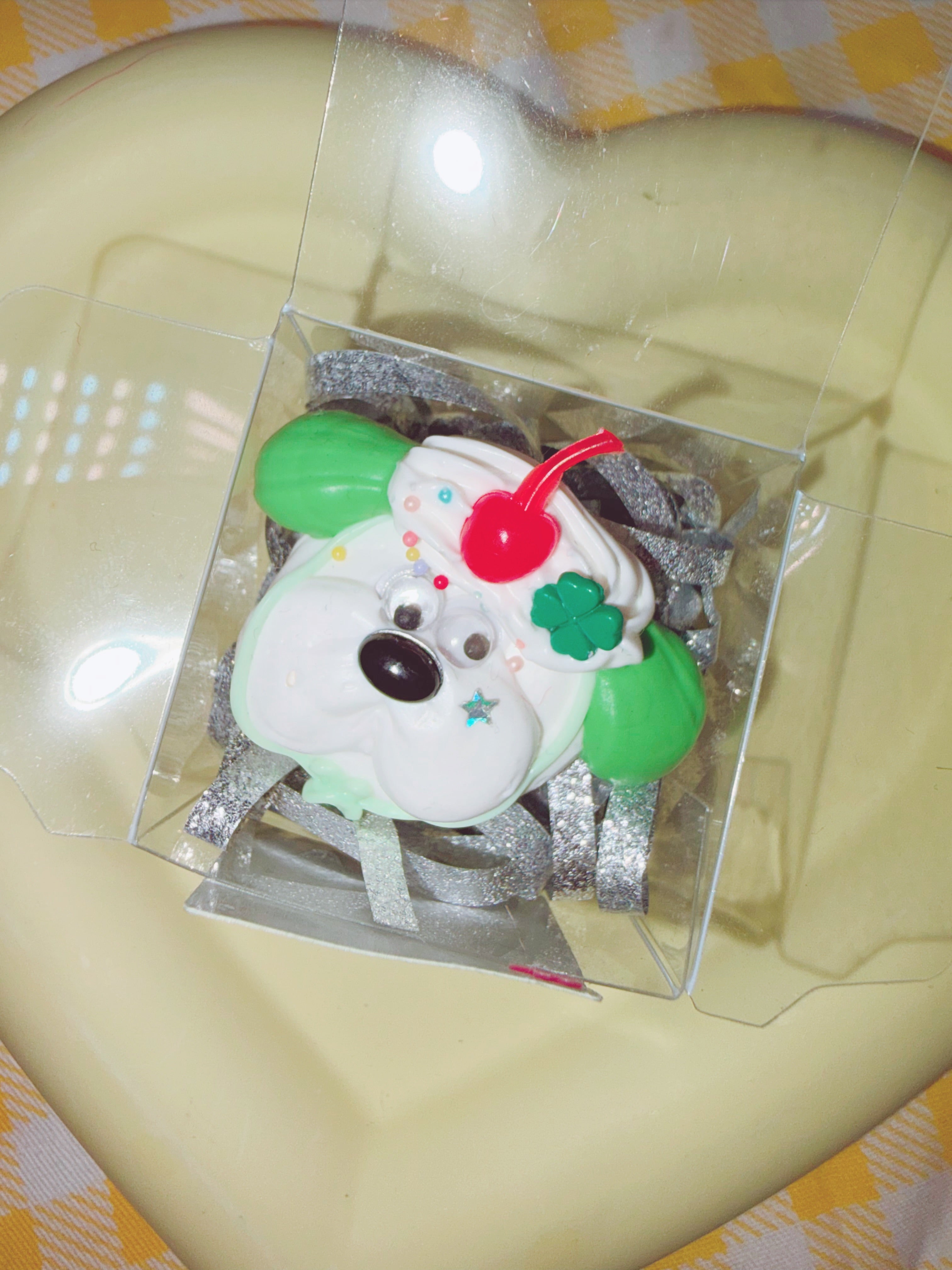TimeMachine | Creamy Dog Ring