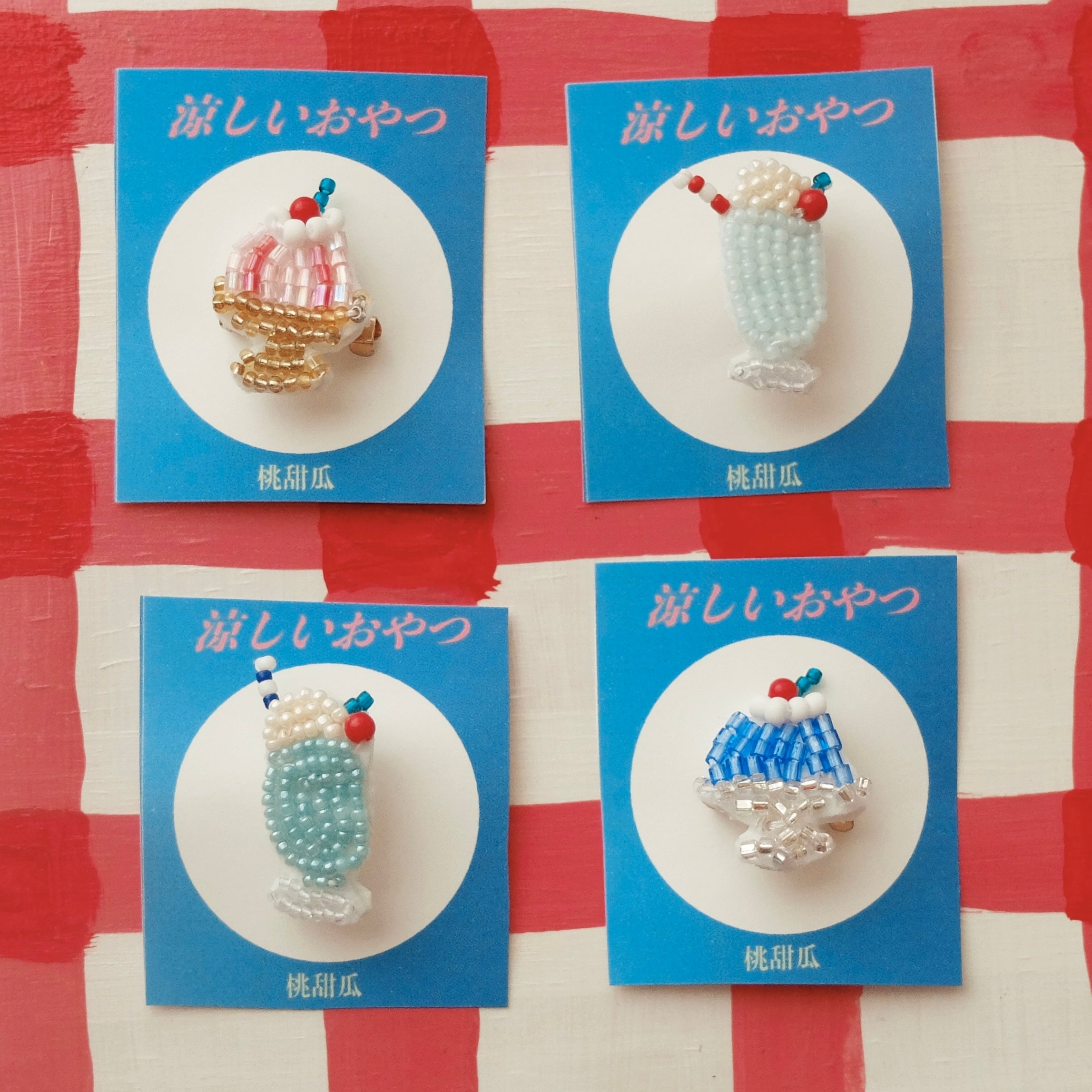 Momomeronn桃甜瓜 | Bead Embroidered Brooch