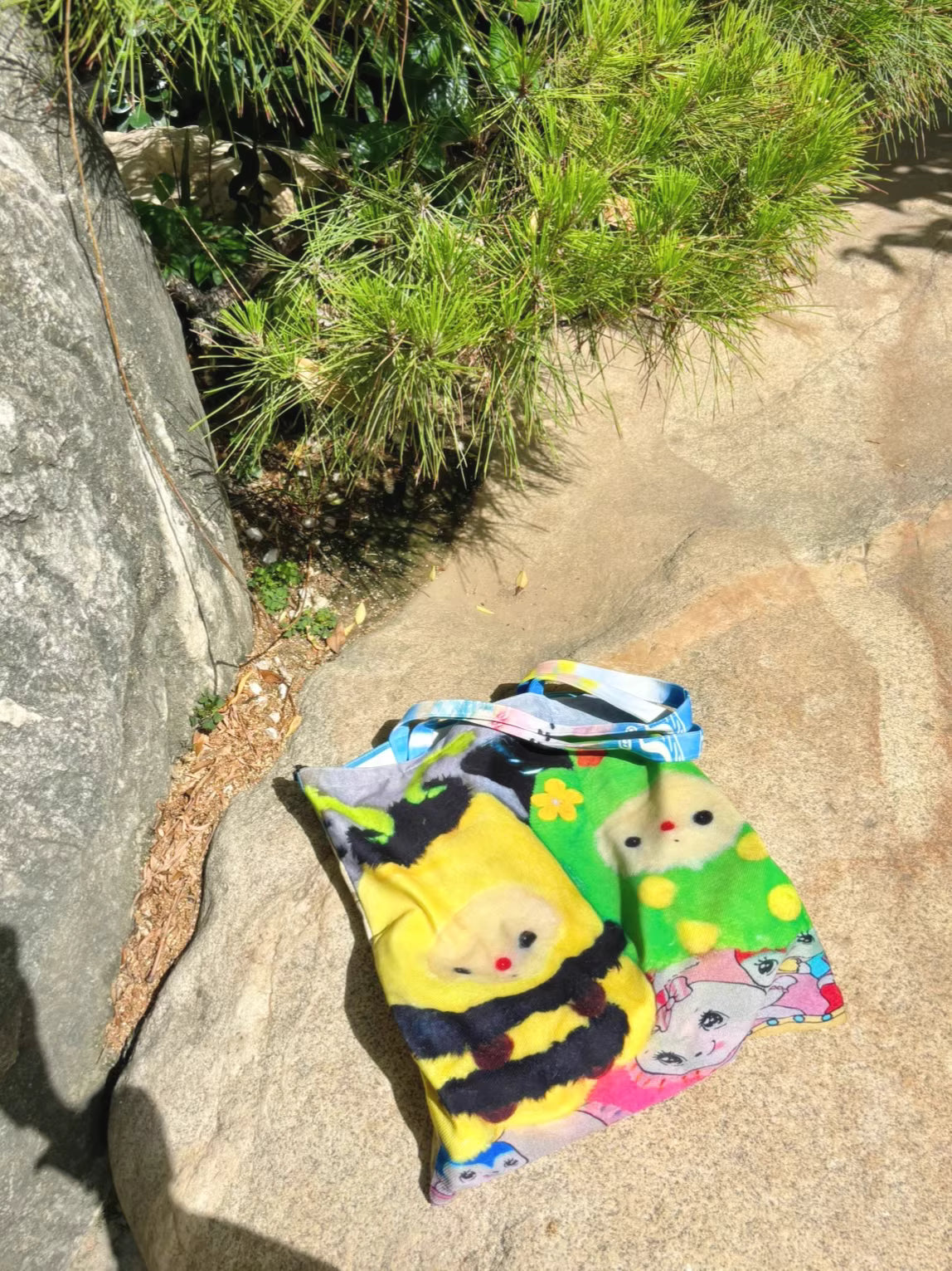 A Meng | Cute Chipmunk 2 Way Totebag