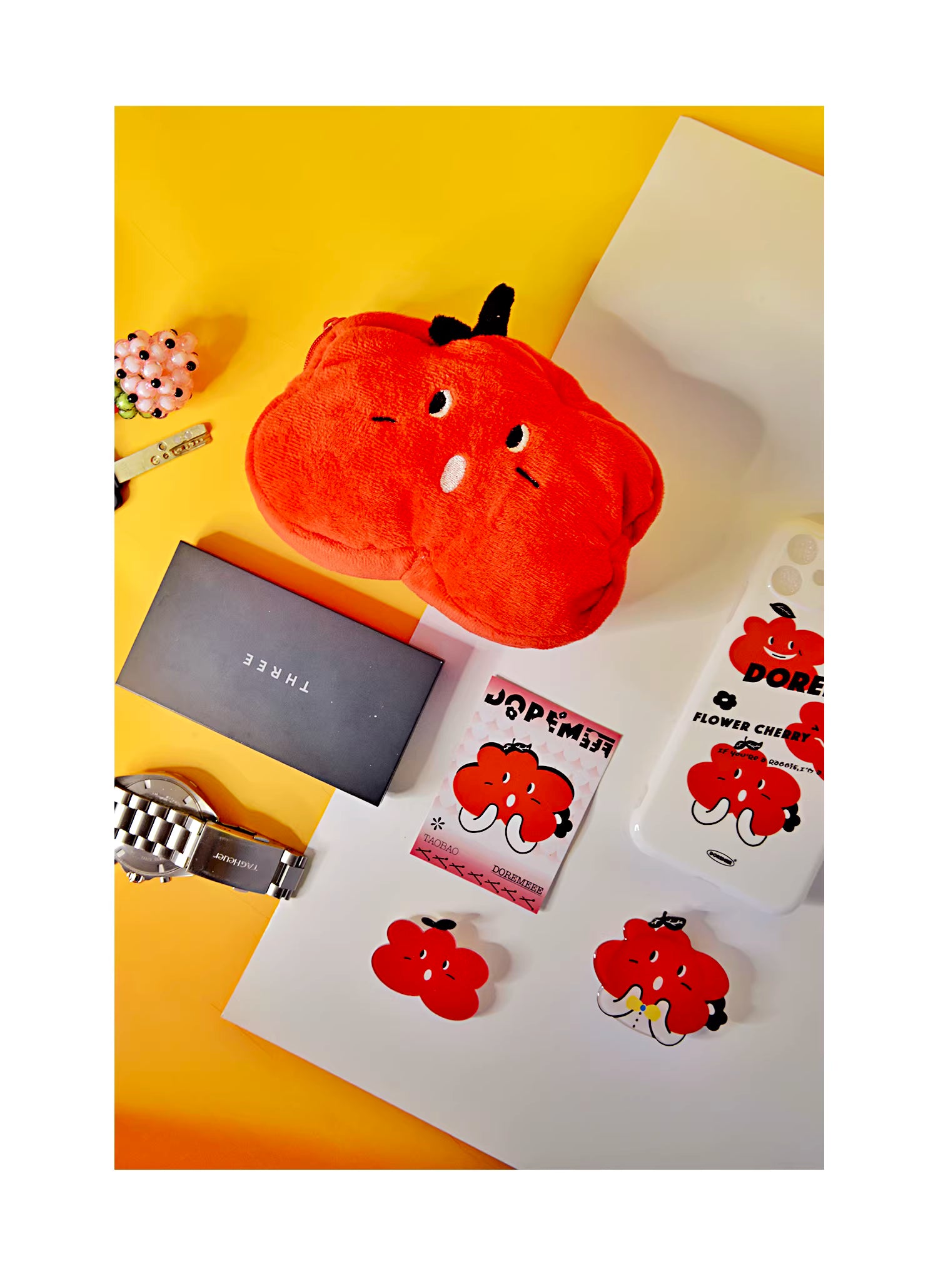 A Meng | DOREMEEE Red Flower Make Up Pouch