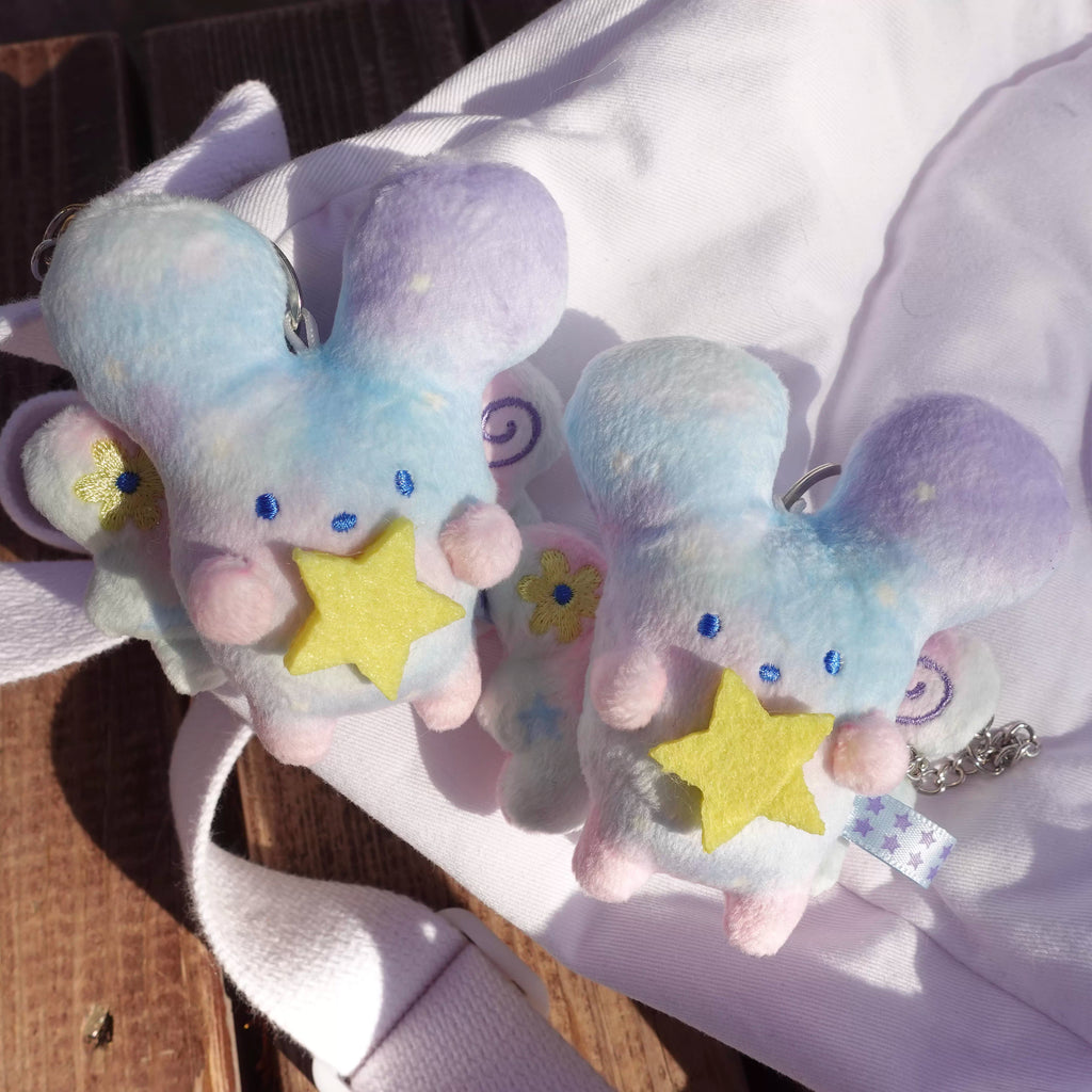 Plastic Peco | Star Wish Angel Keycharm