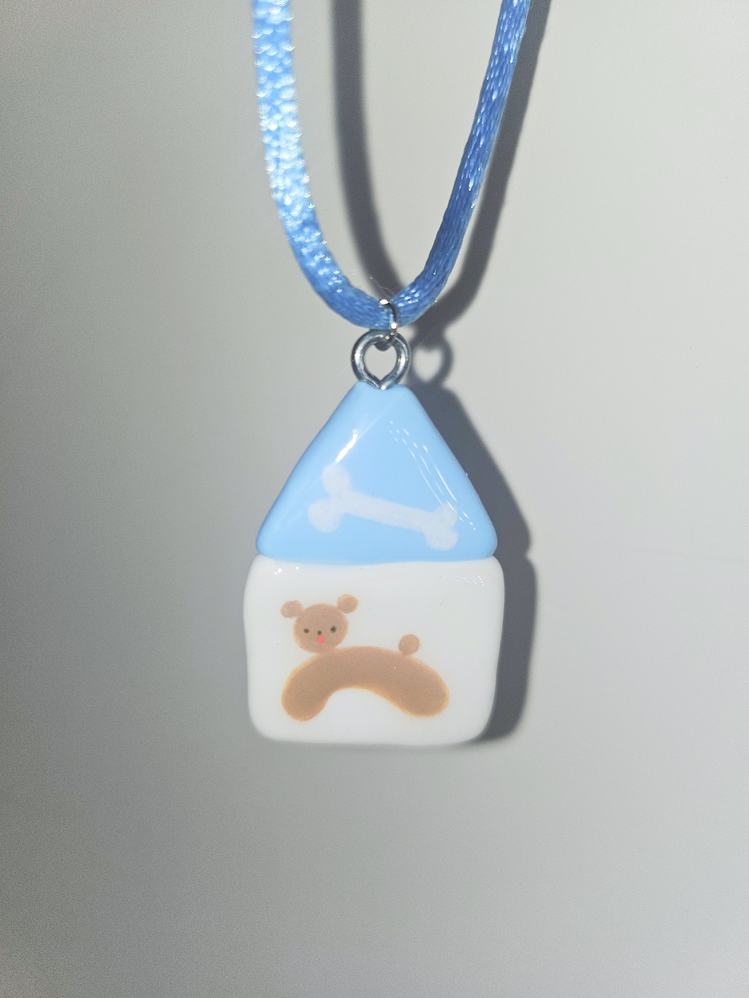 my little doggg | Hand-pained handmade necklace (Houe)