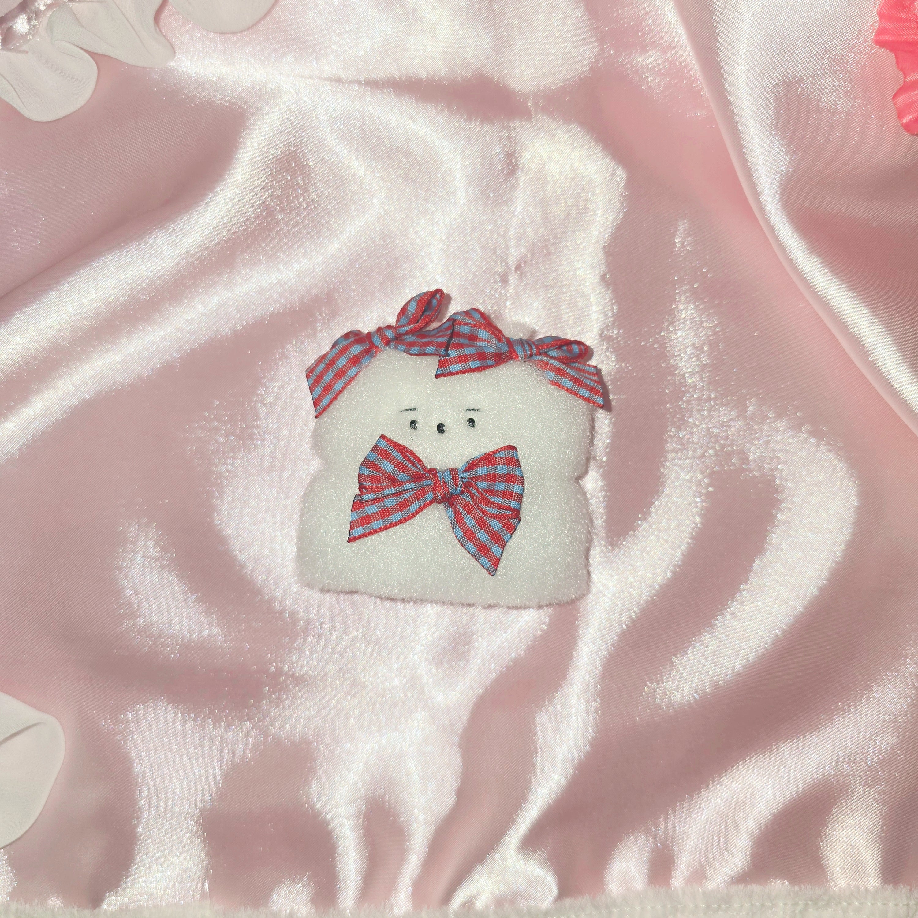 문어가든 | Mini Fluffy puppy(Shorthair) Keyring (Red Check)