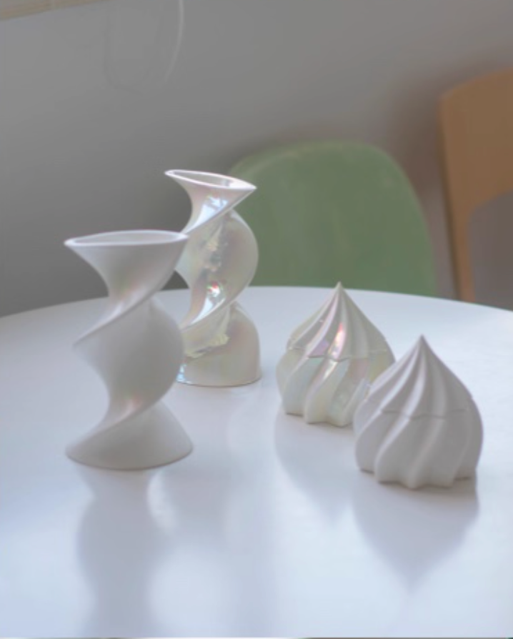 [Pre-Order] Creamy Market | Creamy Swirl Vase