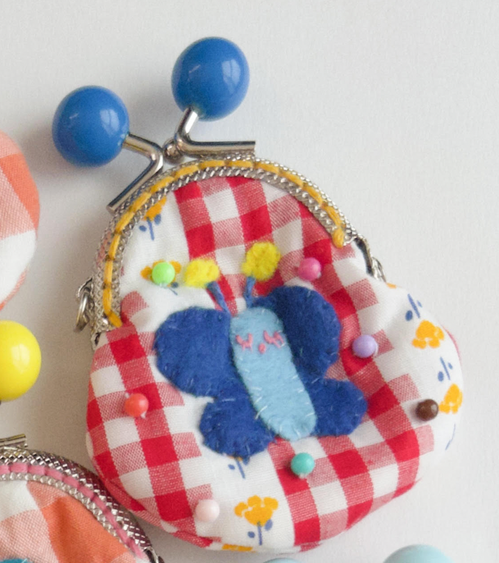 Momomeronn桃甜瓜 | Handmade Fabric Pouch Keychain