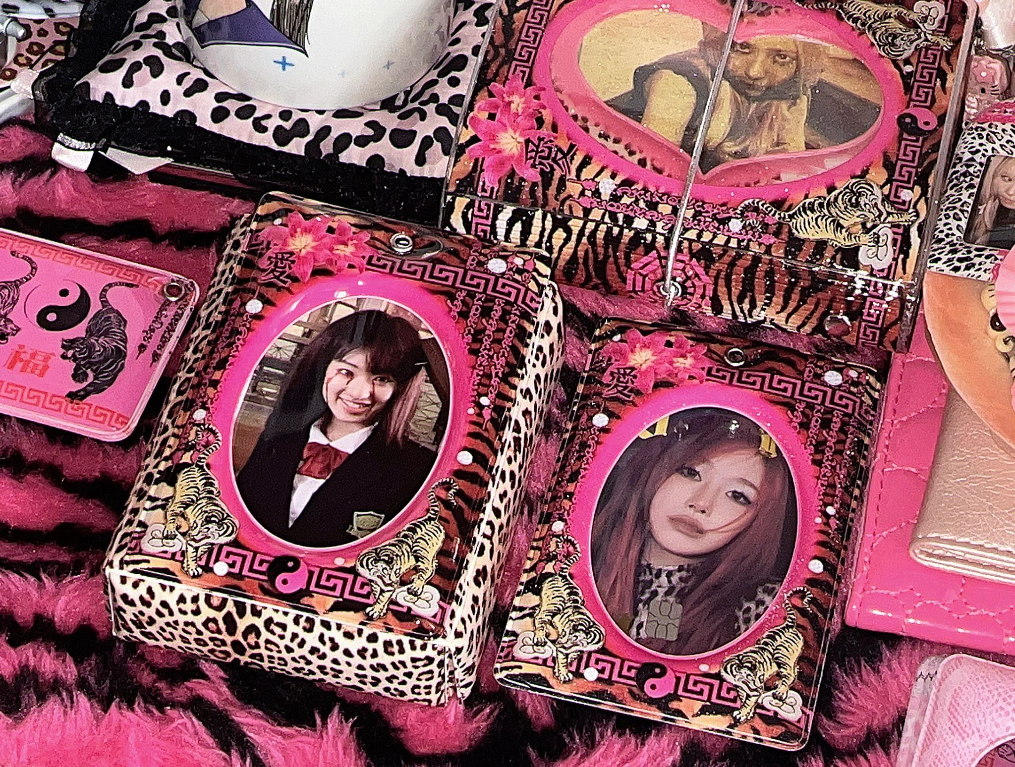 Y2K Gal Tiger Series