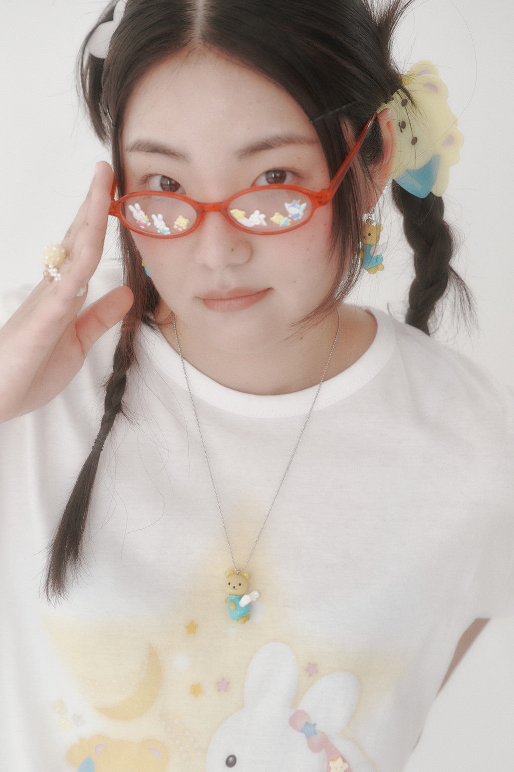 SWINGSET | [X YOUNGART] Glass JINI Necklace (Yellow)